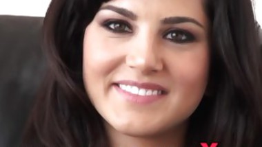 Sunny Leone in Dirty Talking & Pink Toy In Red Vinyl Video