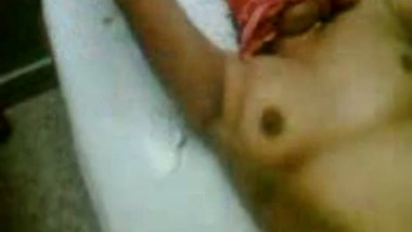 Indiansex mms scandals video desi girl with lover