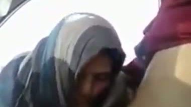 Desi hijab bhabhi outdoor porn sex with devar