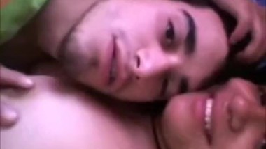 Young couple's homemade porn made while nobody was home
