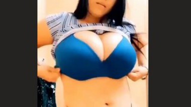 Kashmiri unty big boobs n pusy - Best porno
