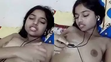 Desi Teen Full Nude On Bed Hairy Pussy Hole Fingering And Rubbing porn tube video