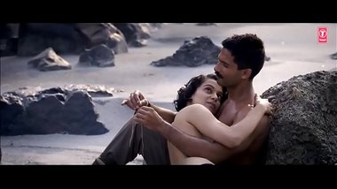 Hd video Rangoon nude in Public Nude