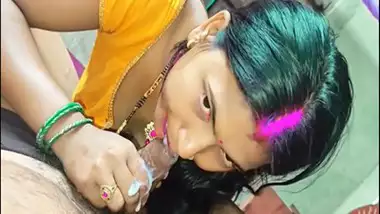 Patna lady drinks husband’s cum in Bihari sex video